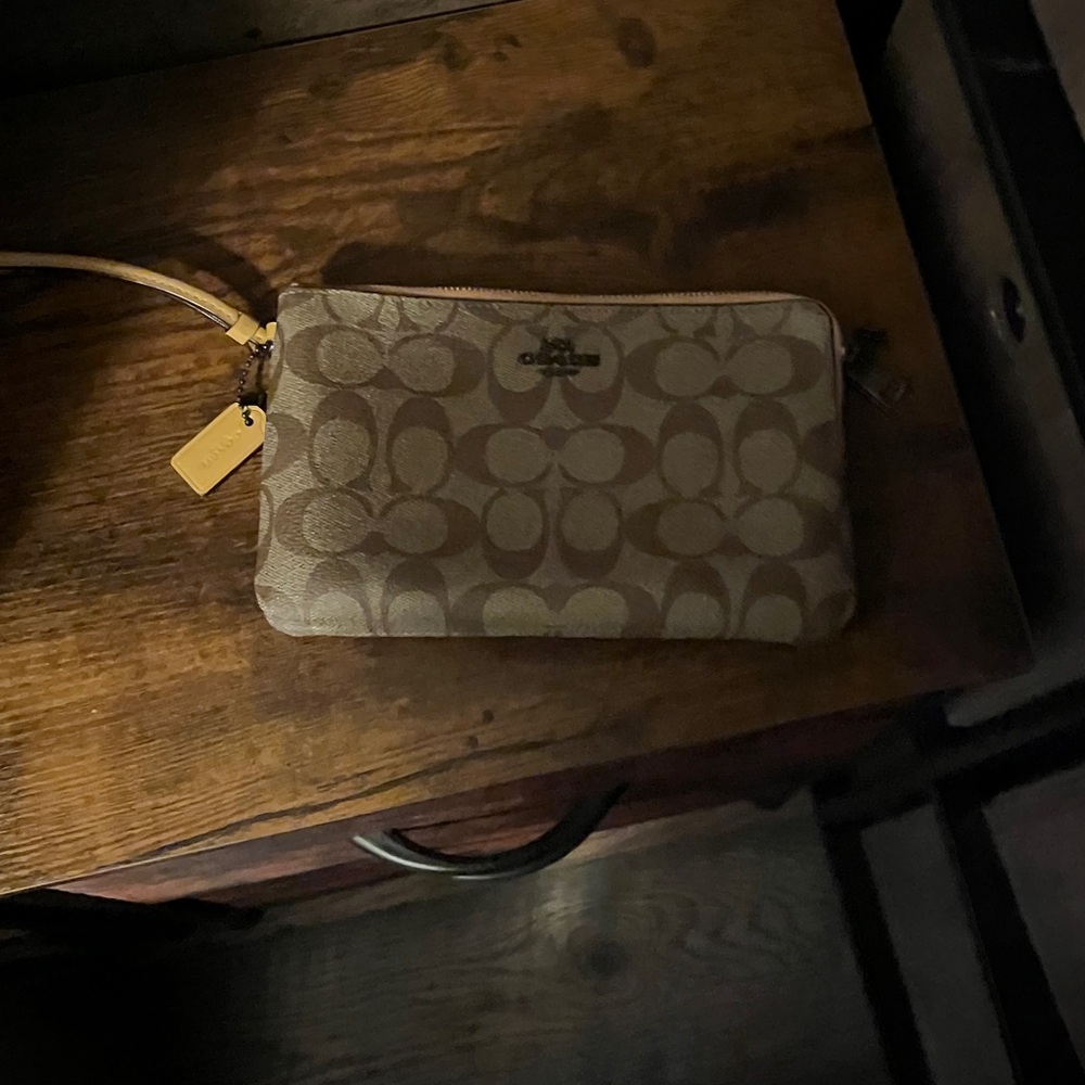 Coach Beige and mustard Signature Wristlet double zip large